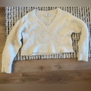 Aritzia Sweater XXS